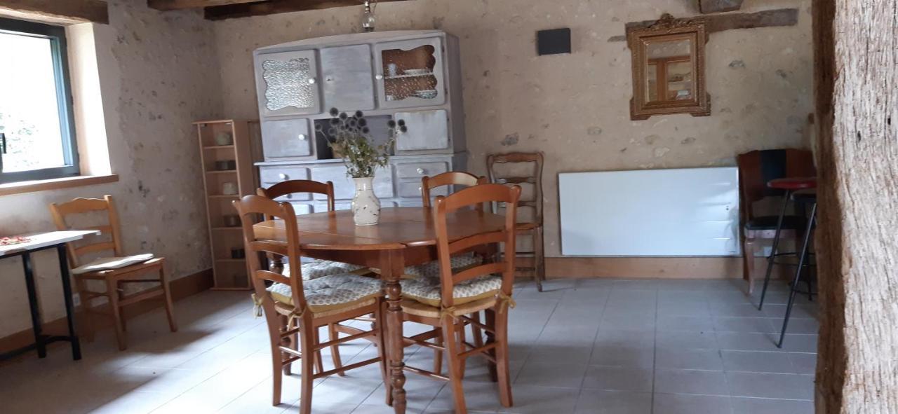 Apartament Moulin De Ringere Quincay Zewnętrze zdjęcie